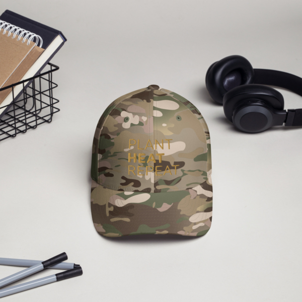 Closed Back Structured Cap Multicam Green Front 674b0f6423a16.jpg