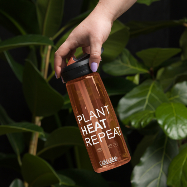 Sports Water Bottle Desert Sunrise Front 674b17ede2a18.jpg